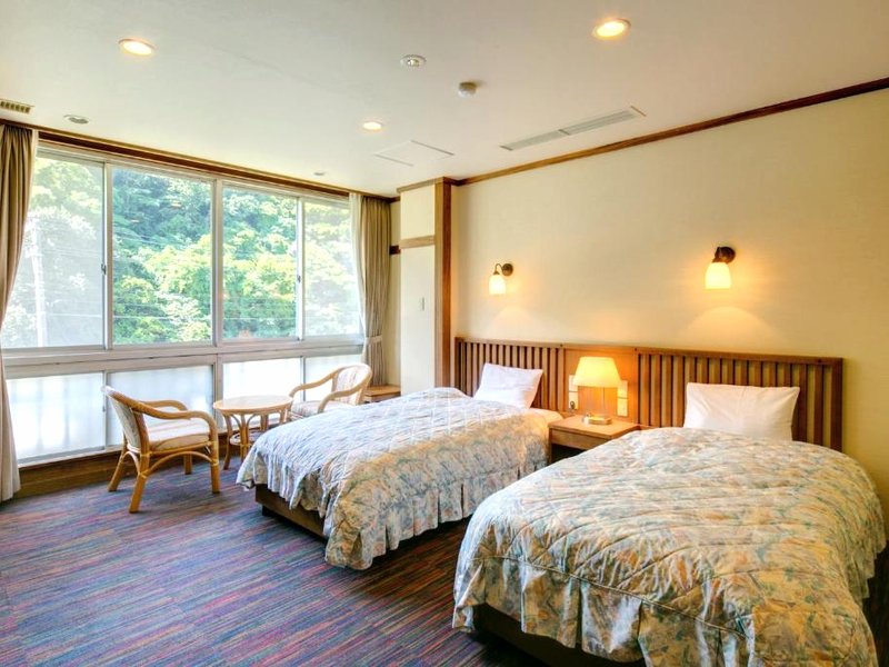ゆがわら万葉荘 (Yugawara Ryokan Manyoso)の写真