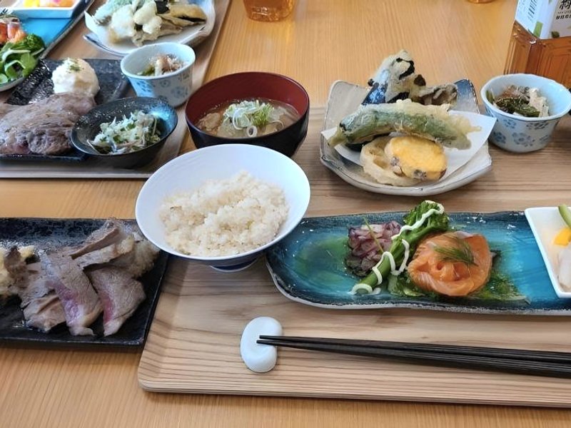 ビジネスホテルたかの家 (Business Hotel Takanoya)の写真