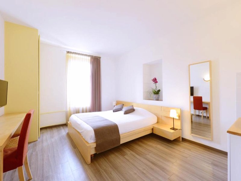 ホテル ドゥ マルシェ (Hotel du Marche)の写真