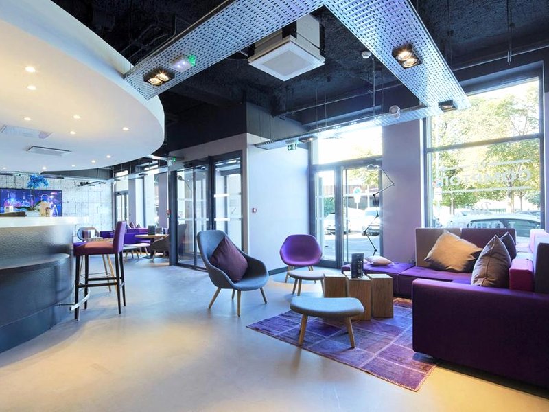 ホテル カンパニール リヨン セントル - ガール ペラーシュ - コンフリュアンス (Hotel Campanile Lyon Centre - Gare Perrache - Confluence)の写真