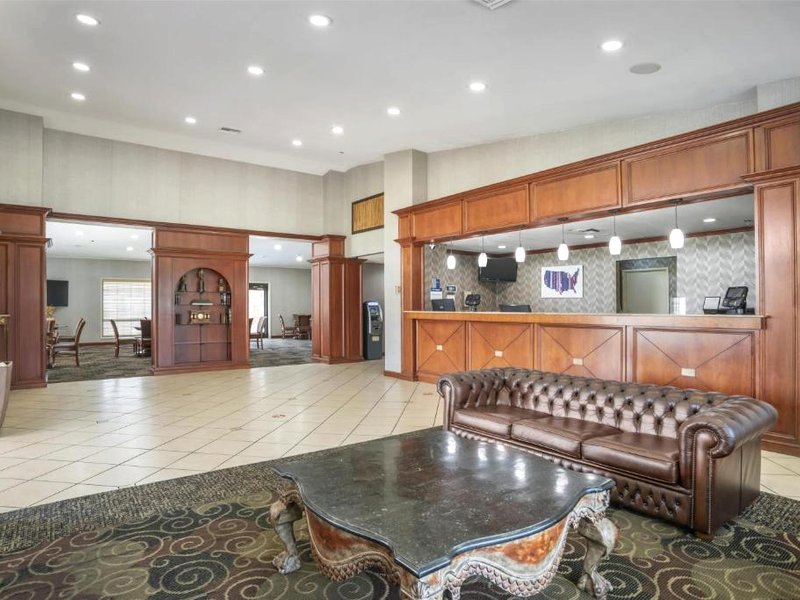 ベストウェスタン プラス ベッセマー ホテル アンド スイーツ (Best Western Plus Bessemer Hotel and Suites)の写真