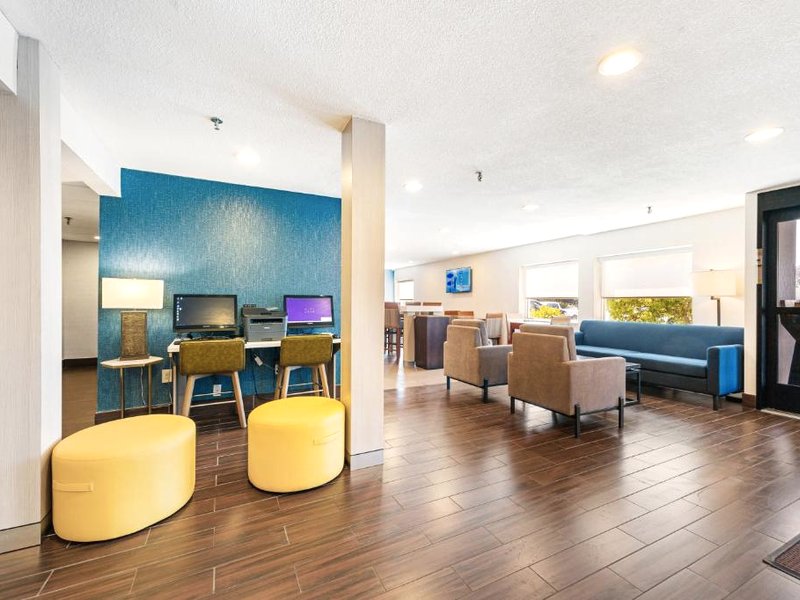 Comfort Inn Mayfield Heights Cleveland Eastの写真