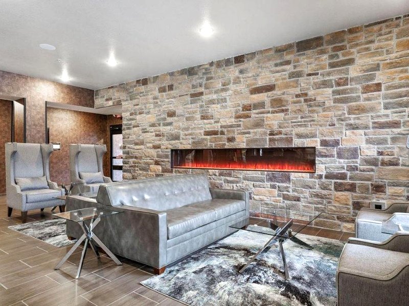 Cobblestone Hotel & Suites - Central Wisconsin Airportの写真