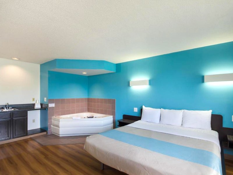 Motel 6 Rothschild, WIの写真