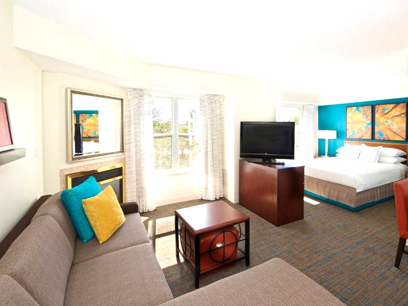 レジデンス イン エバンズビル イースト (Residence Inn Evansville East)の写真