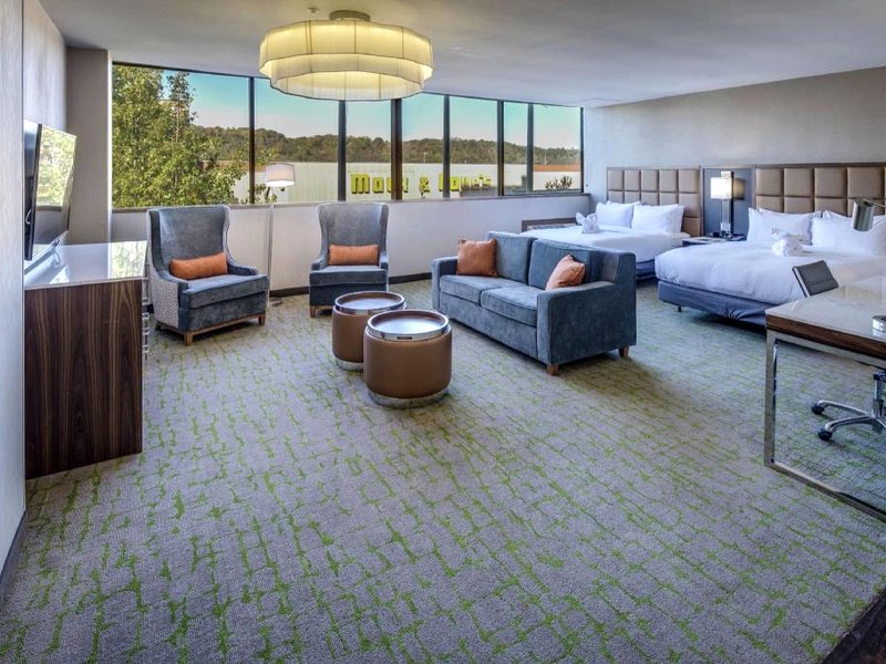 ダブル ツリー バイ ヒルトン ハンティントン (DoubleTree by Hilton Huntington)の写真