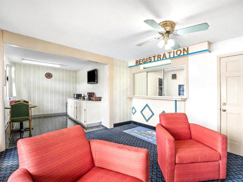 Americas Best Value Inn Roxboroの写真