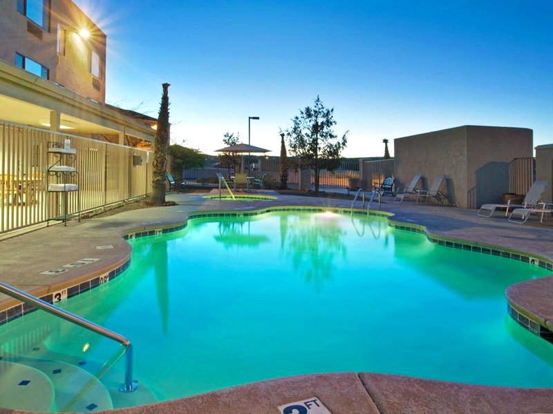 Holiday Inn Express Hotel & Suites Nogales By IHGの写真