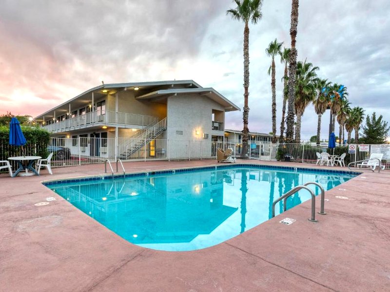 Motel 6 Nogales, AZ - Mariposa Roadの写真