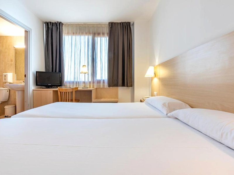 ホテル ベーシック (Hotel Basic)の写真
