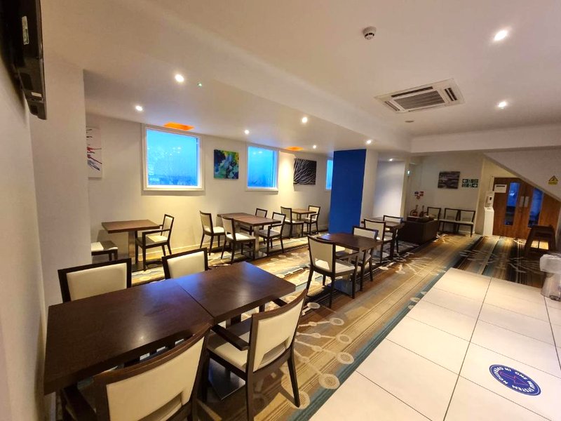 Holiday Inn Express Wakefield By IHGの写真