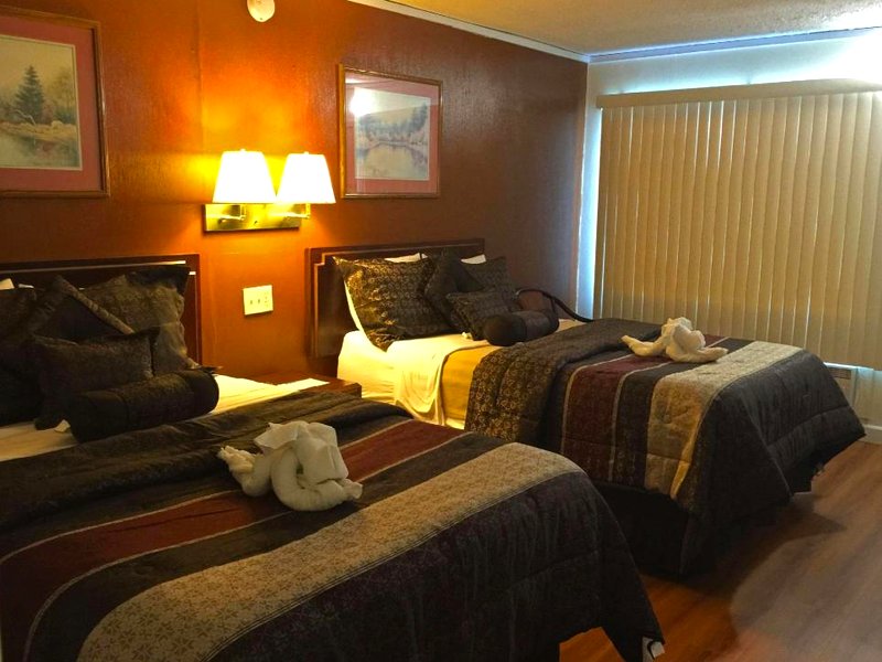 アメリカズ ベスト バリュー イン&スイーツ メーコン アット サンセットドライブ (Americas Best Value Inn & Suites Macon at Sunset Dr)の写真