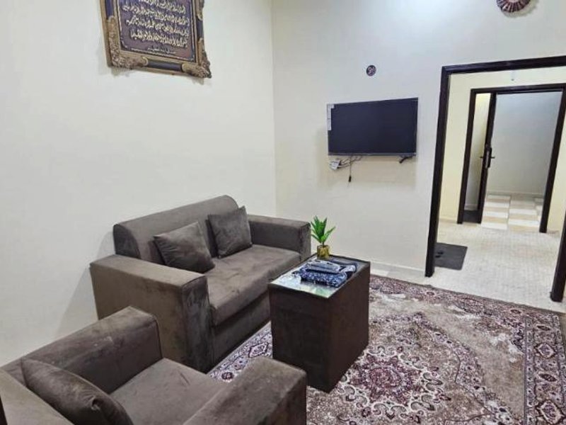 Al Eairy Furnished Apartments Al Baha 3 の写真