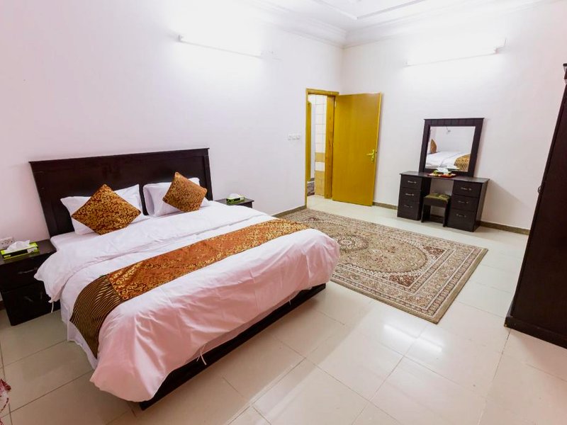 Al Eairy Furnished Apartments Al Baha 2の写真