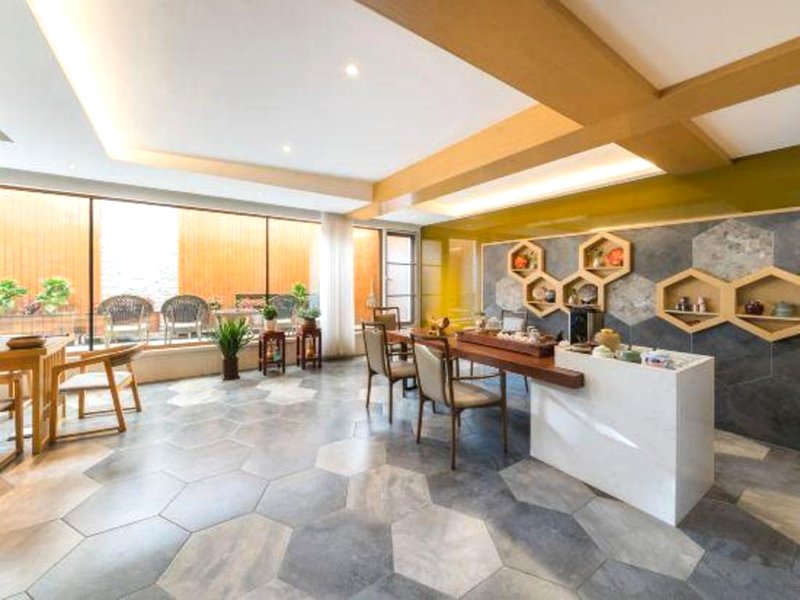 Homeinn Aifeel Hotel (Songyuan Guoerluosi Road)の写真
