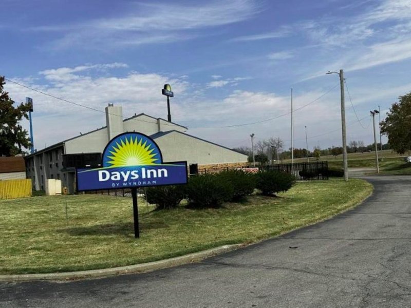 Days Inn & Suites by Wyndham Caseyvilleの写真