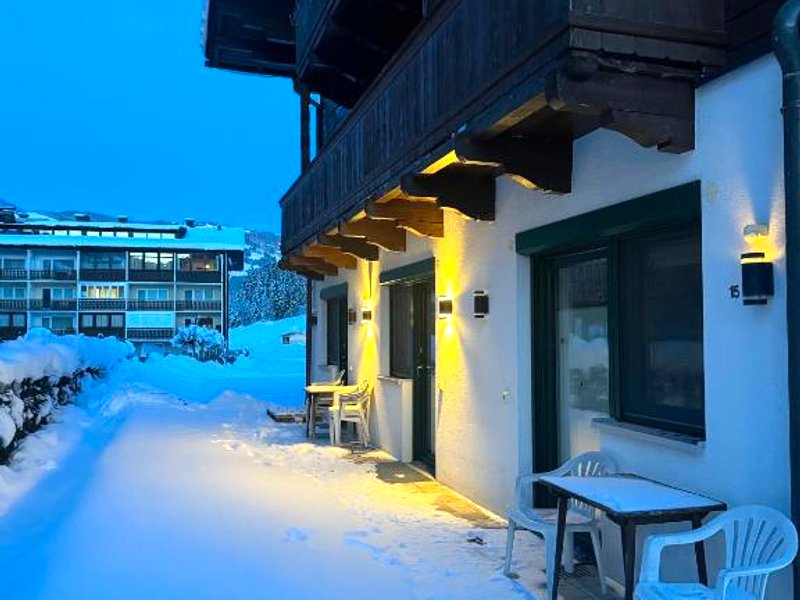 SKILL Mountain Lodge - Ski und Bike Hostel im Sommer mit JOKER CARDの写真