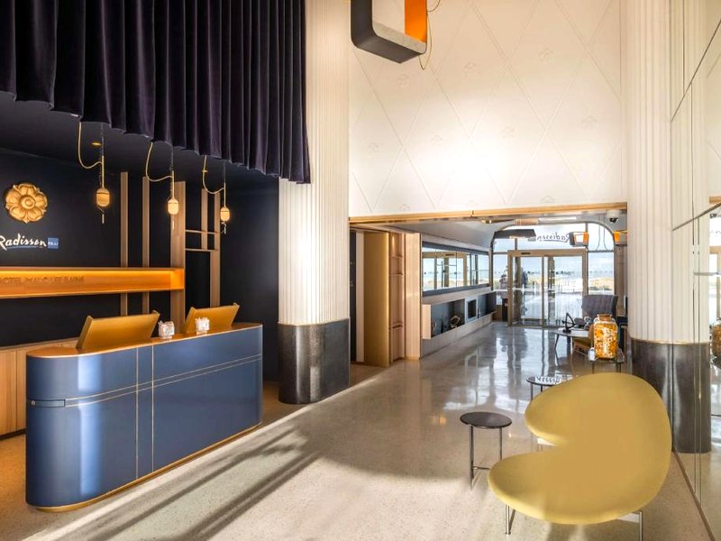 Radisson Blu Grand Hotel & Spa, Malo-Les-Bainsの写真