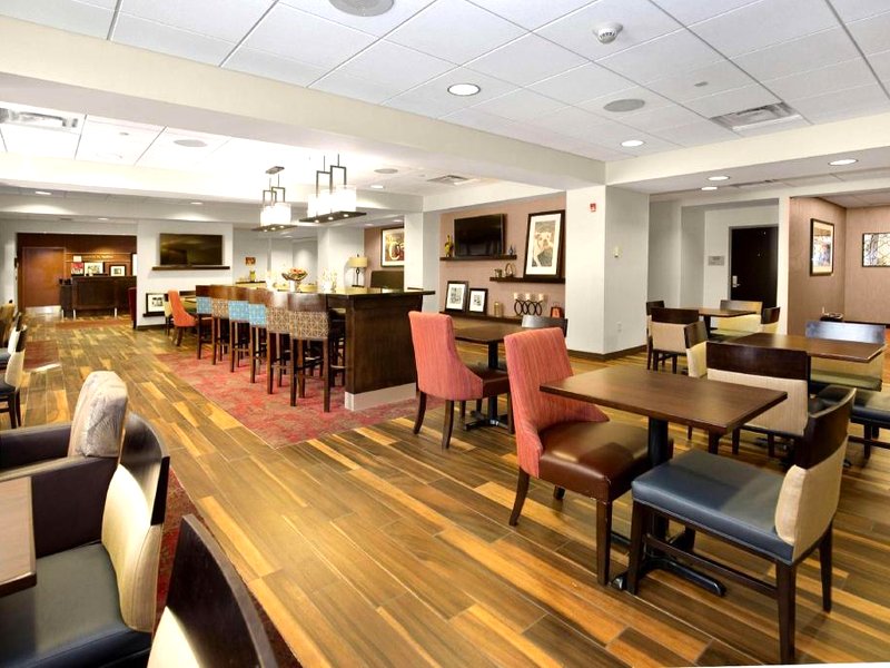 ハンプトン イン バトラー (Hampton Inn Butler)の写真
