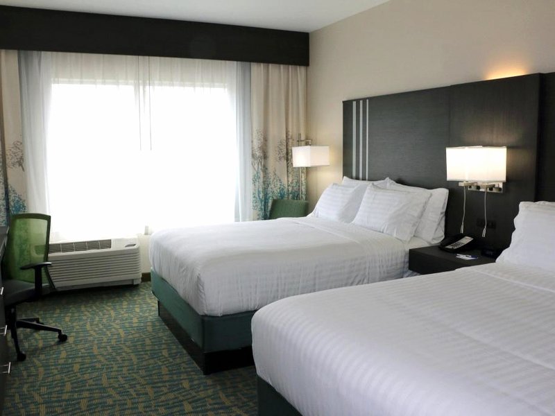 Holiday Inn Express & Suites Hendersonville SE - Flat Rock By IHGの写真