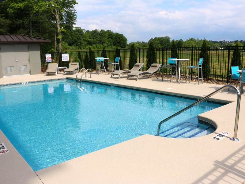 Holiday Inn Express & Suites Hendersonville SE - Flat Rock By IHGの写真