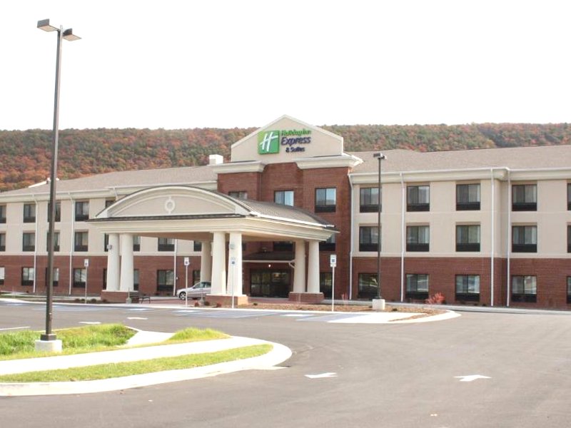 Holiday Inn Express & Suites La Vale/Cumberland By IHGの写真