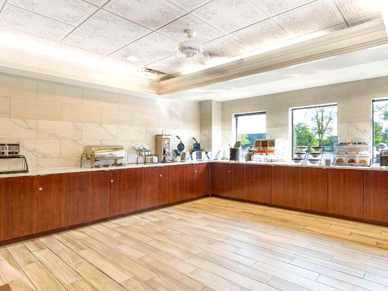 コンフォート イン&スイーツ ラベール カンバーランド (Comfort Inn & Suites LaVale - Cumberland)の写真
