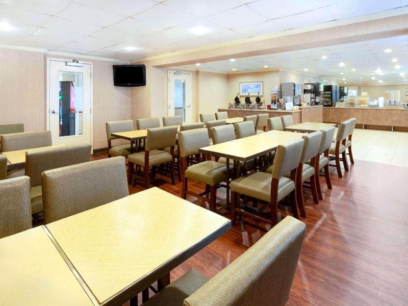 ラ キンタ イン バイ ウィンダム ミネアポリス エアポート ブルーミントン (La Quinta Inn by Wyndham Minneapolis Airport Bloomington)の写真
