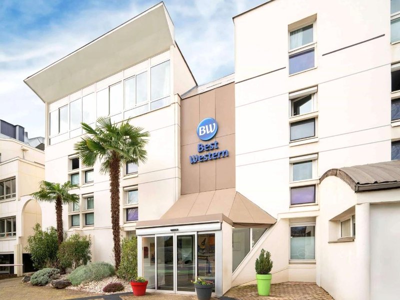 ベストウェスタン ヴォワロン センター (Best Western Voiron Centre)の写真