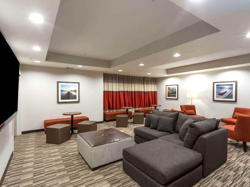 Microtel Inn & Suites by Wyndham Kitimatの写真