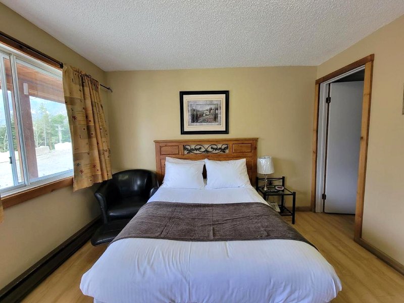 Kitimat Lodgeの写真