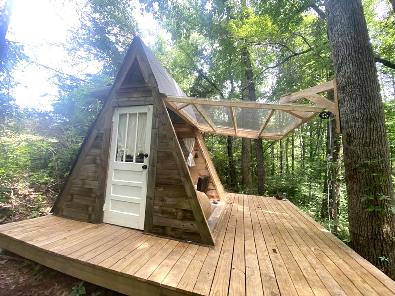 Off-Grid Experience in Cozy Mini A-Frame in Picturesque Tennesseeの写真