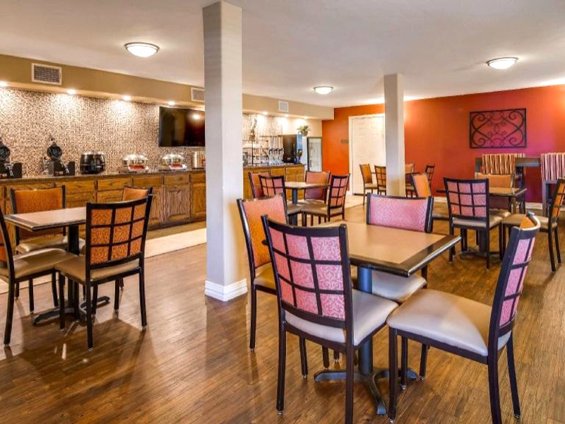 ベストウェスタン カントン イン (Best Western Canton Inn)の写真