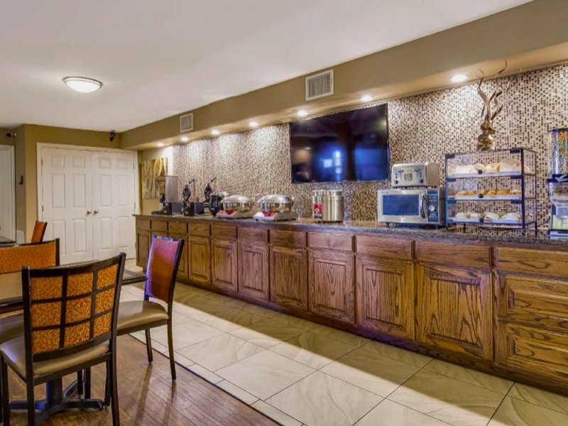 ベストウェスタン カントン イン (Best Western Canton Inn)の写真