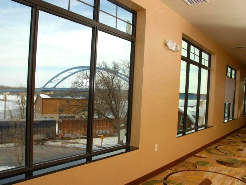 Cobblestone Inn & Suites - Marquetteの写真