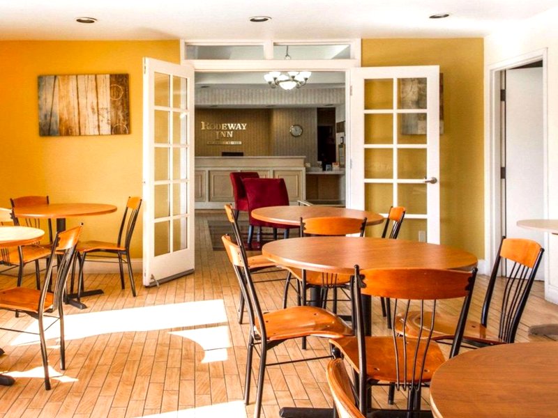 ロードウェイ イン ワトソンビル (Rodeway Inn Watsonville)の写真