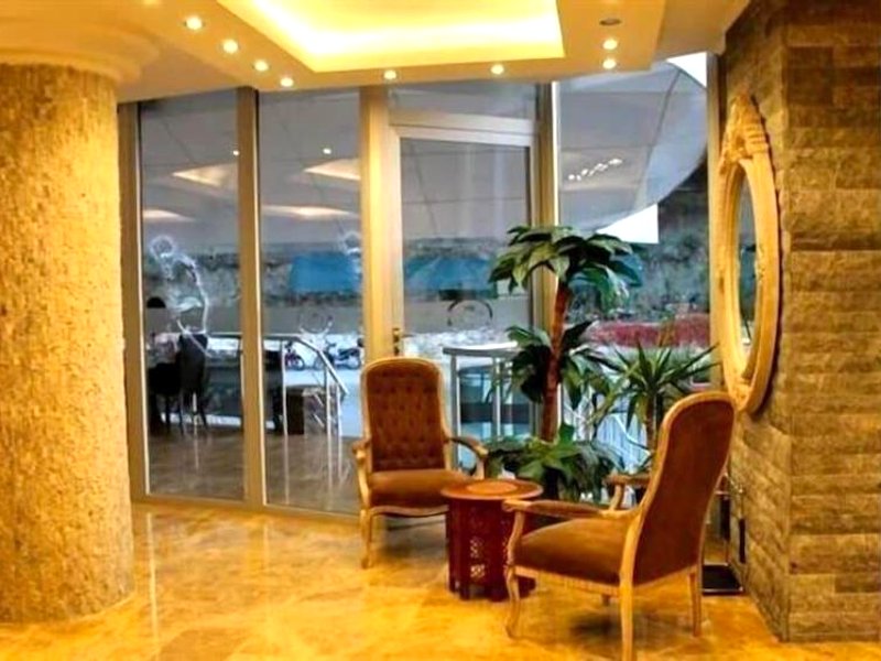 Rey Manes Hotelの写真