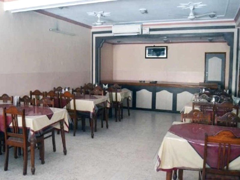 Hotel Rathore Lodge And Restaurantの写真