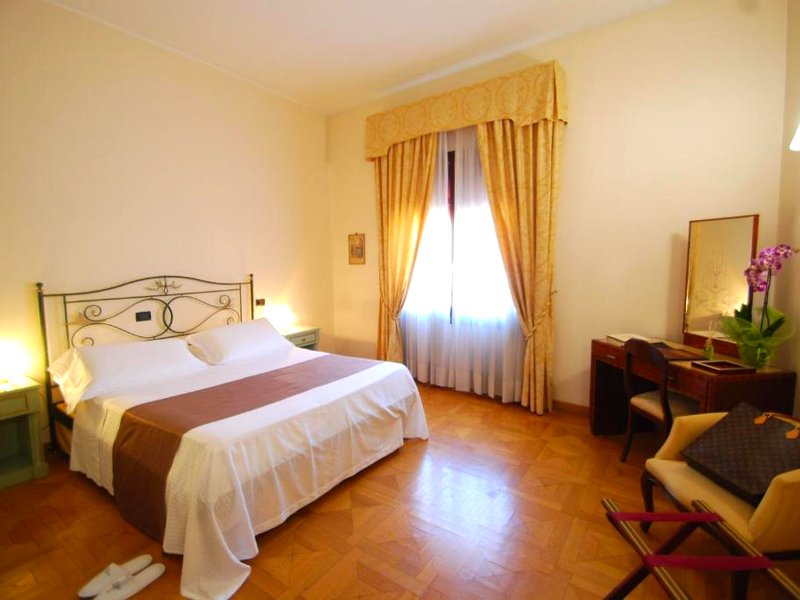 Hotel Alla Rocca Conference & Restaurantの写真