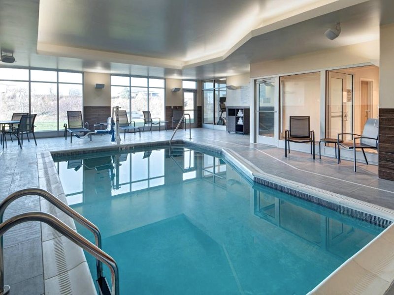 Fairfield Inn Suites Oskaloosaの写真