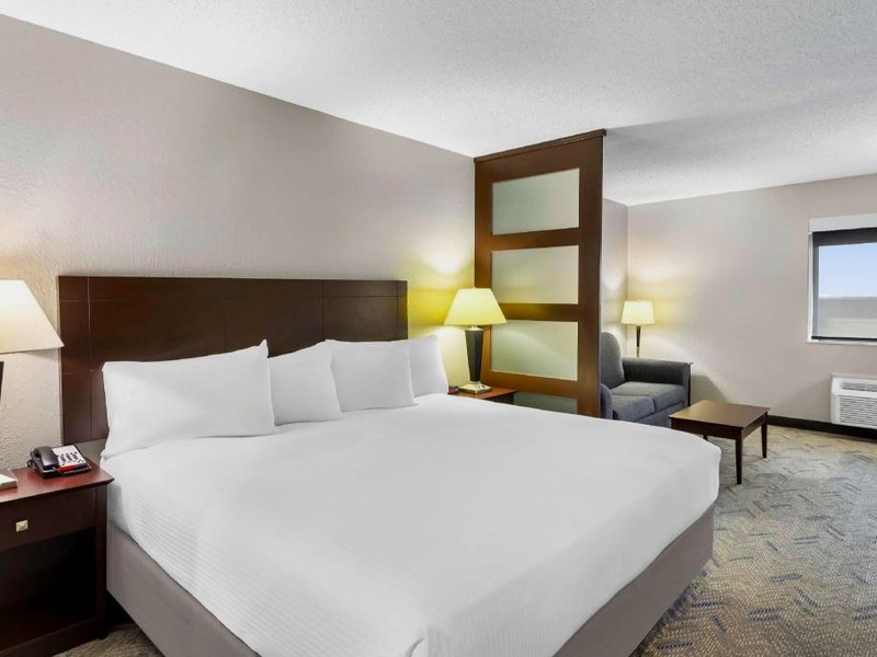 ベスト ウェスタン オスウィーゴ ホテル (Best Western Oswego Hotel)の写真