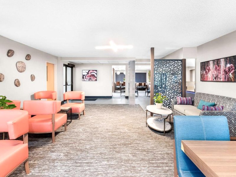 ベスト ウェスタン オスウィーゴ ホテル (Best Western Oswego Hotel)の写真