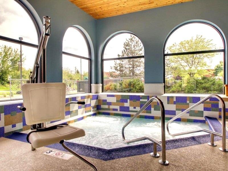 ホリデイ イン エクスプレス ＆ スイーツ オーロラ ナパービル バイ IHG (Holiday Inn Express & Suites Aurora - Naperville By IHG)の写真