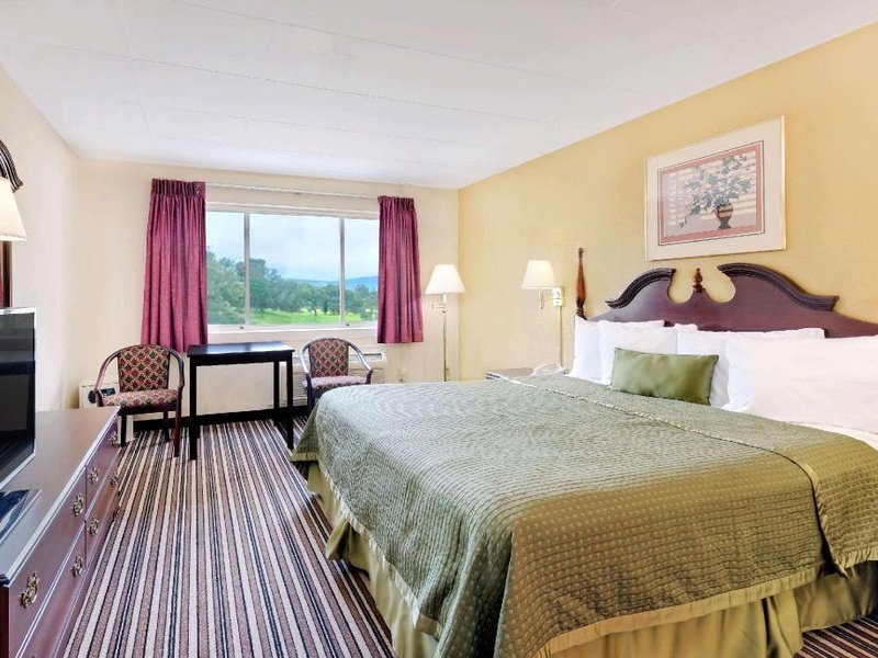 Travelodge by Wyndham Chambersburgの写真