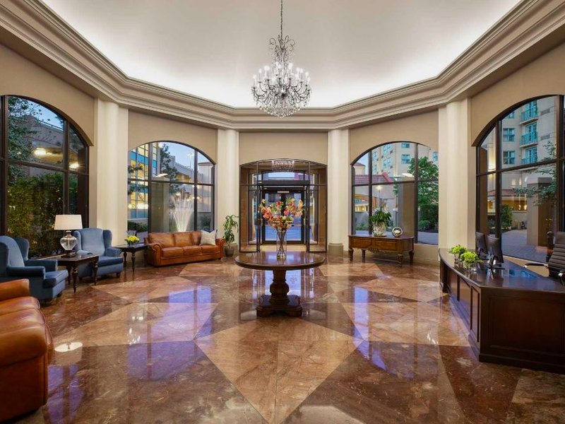 The Royal Kelowna - Bellstar Hotels & Resortsの写真