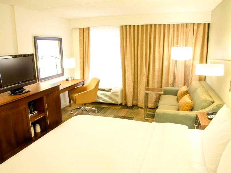 ハンプトン イン & スイーツ オールバニ ダウンタウン (Hampton Inn & Suites Albany Downtown)の写真