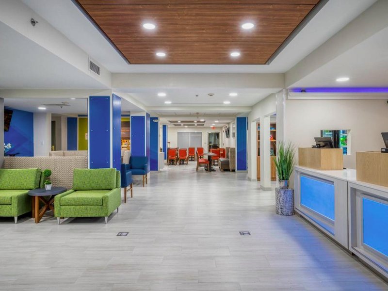 ホリデイ イン エクスプレス ホテル ＆ スイーツ グリーンビル バイ IHG (Holiday Inn Express Hotel & Suites Greenville By IHG)の写真