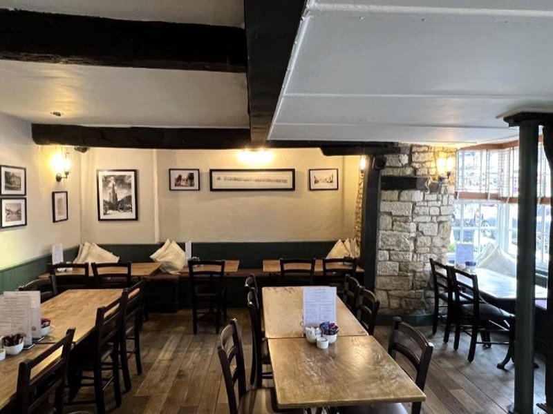 プライオリー ティールームズ バーフォード ウィズ ルームズ (Priory Tearooms Burford with Rooms)の写真