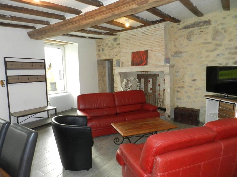 Charmante Fermette avec Jardin, Terrasse et 4 Chambres - Idéale pour Familles et Amis - FR-1-410-436 (Charmante Fermette avec Jardin, Terrasse et 4 Chambres - Ideale pour Familles et Amis - FR-1-410-436)の写真