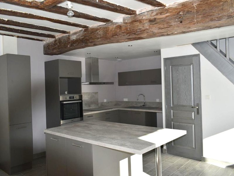 Charmante Fermette avec Jardin, Terrasse et 4 Chambres - Idéale pour Familles et Amis - FR-1-410-436 (Charmante Fermette avec Jardin, Terrasse et 4 Chambres - Ideale pour Familles et Amis - FR-1-410-436)の写真